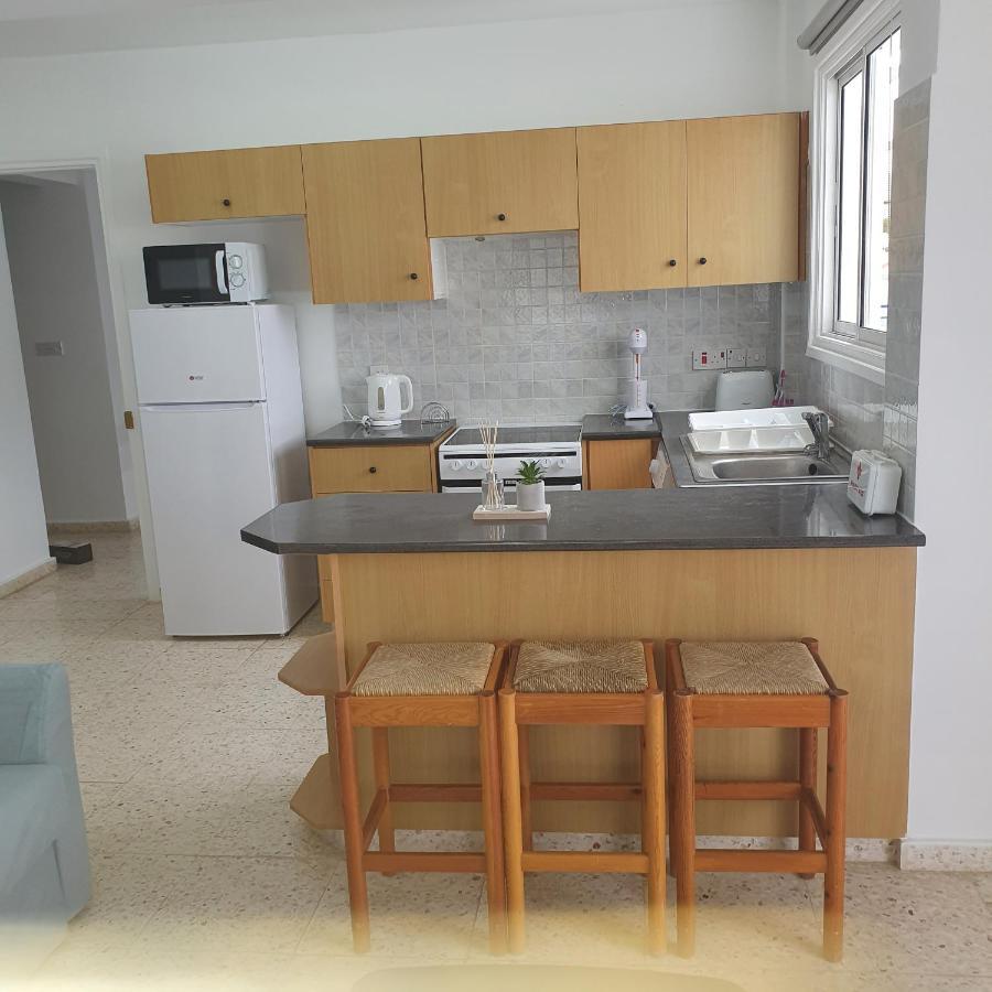 G&E Harbour Apartments Latzi Exterior foto