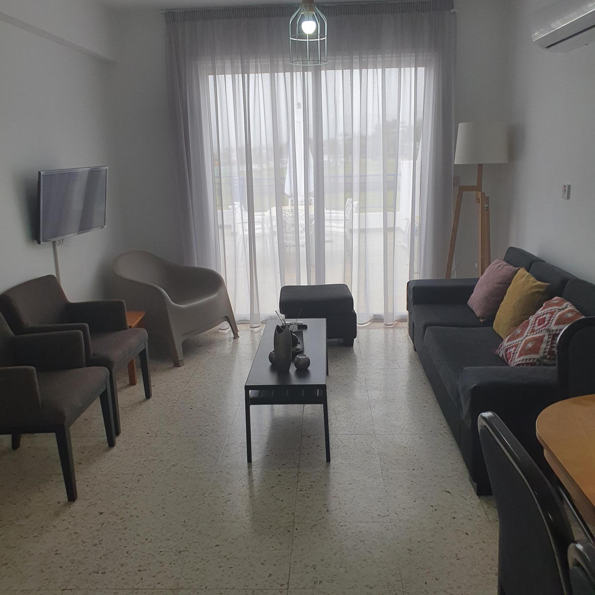 G&E Harbour Apartments Latzi Exterior foto