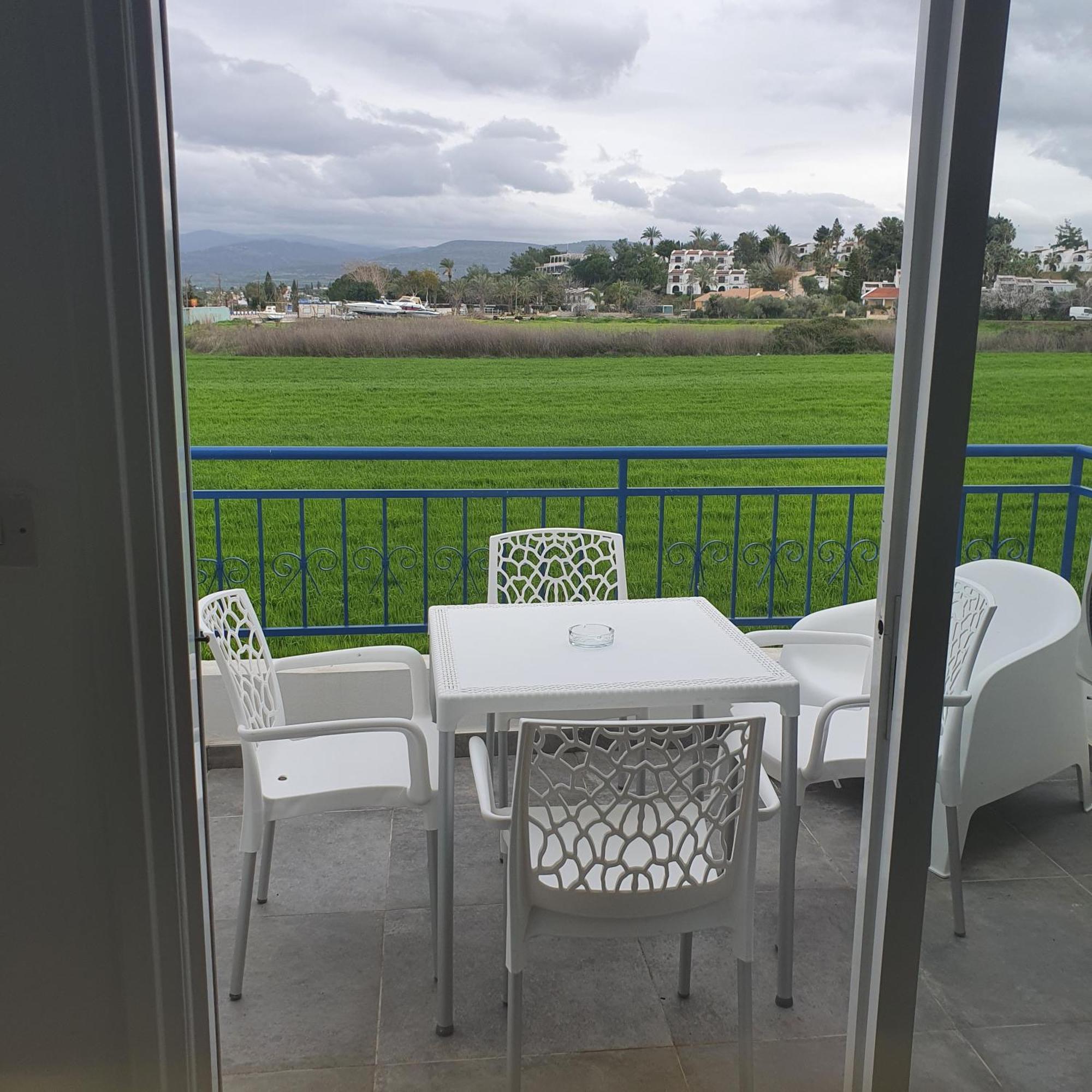 G&E Harbour Apartments Latzi Exterior foto