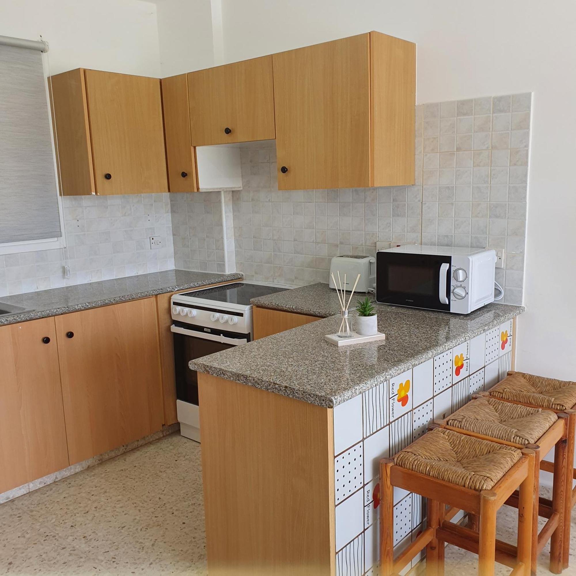G&E Harbour Apartments Latzi Exterior foto