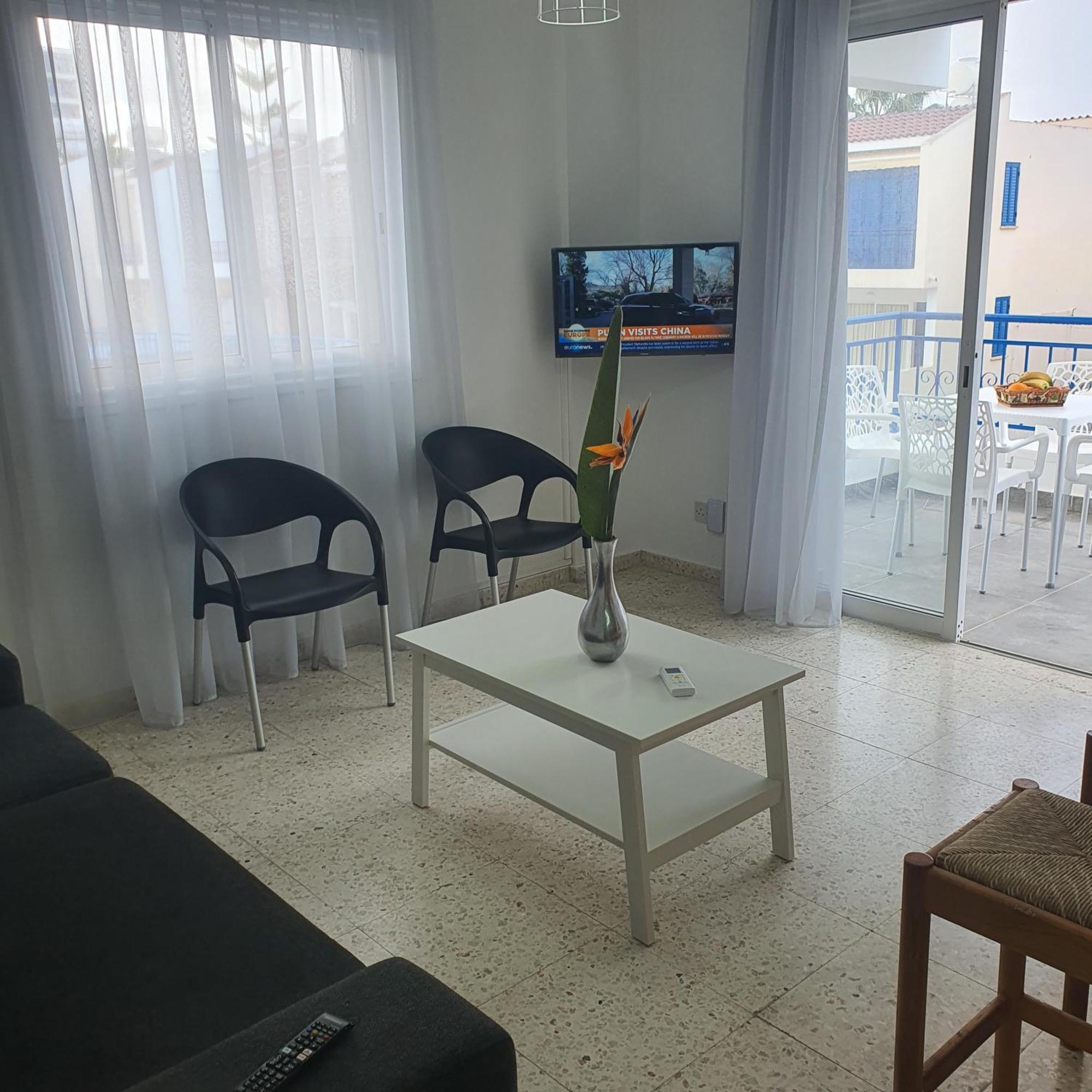 G&E Harbour Apartments Latzi Exterior foto